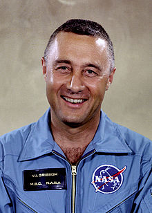 Smiling picture of Gus Grissom